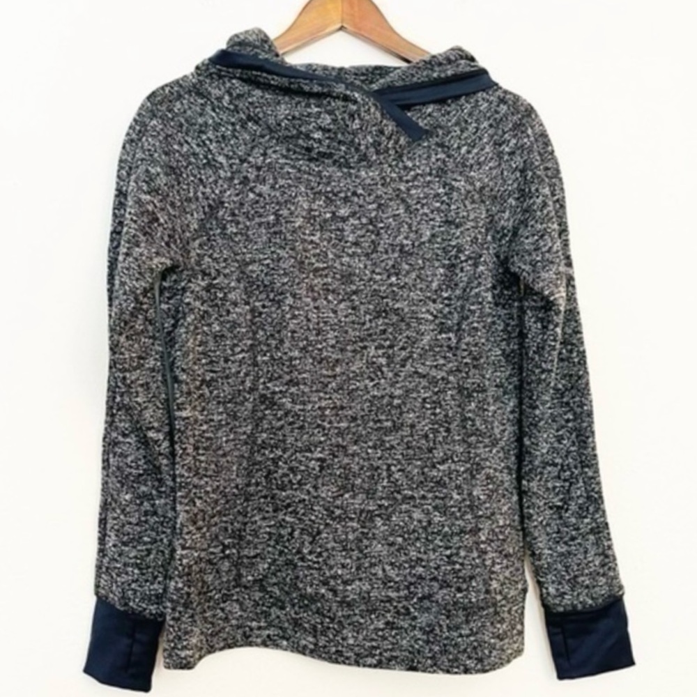 Flattering cut Black heathered Exertek sweater hoodie, XL